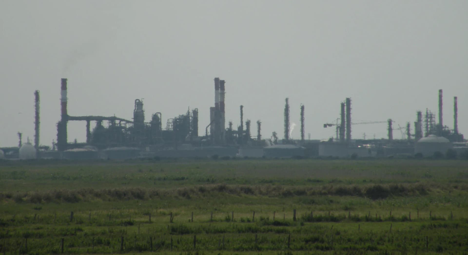 Raffinerie de Donges : les pics de pollution, qui dit quoi